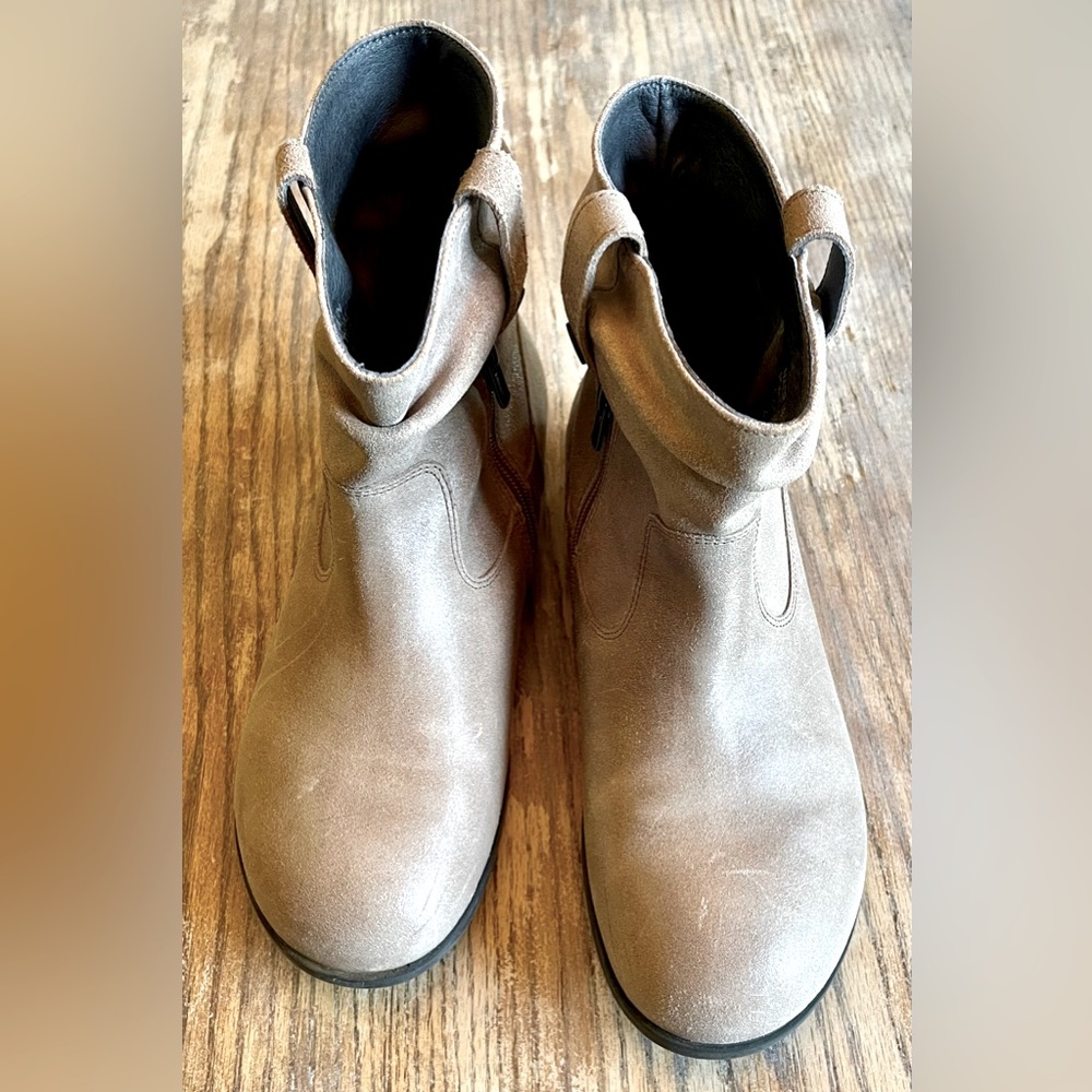 Birkenstock Sarnia Tan Booties EU size 40